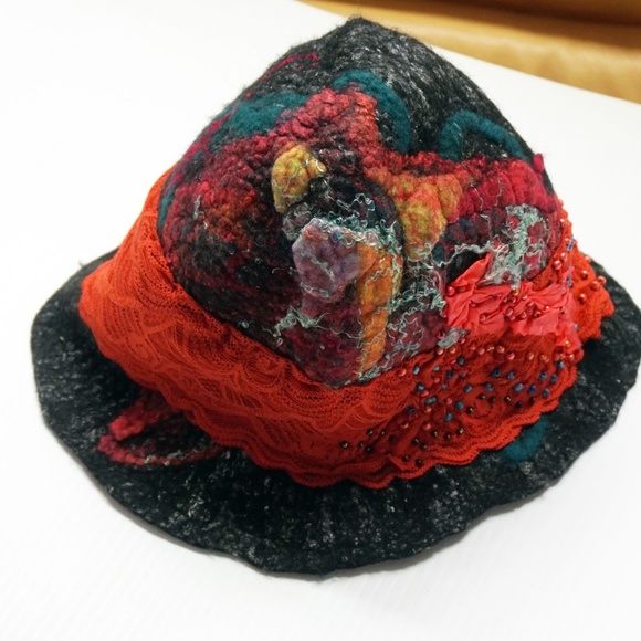FELTED WOOL CLOCHE HAT UNIQUE GIFT FOR WOMEN main image 7